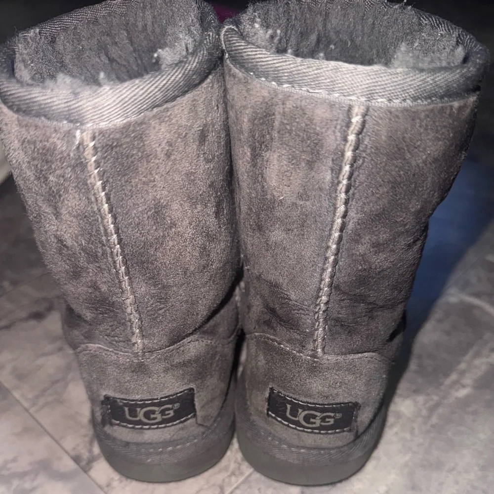 UGG kids classic