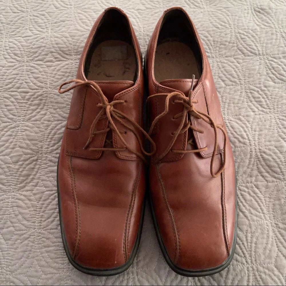 Rockport men’s brown