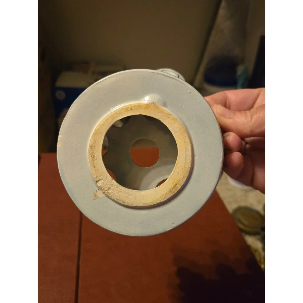 Unbranded ceramic crown