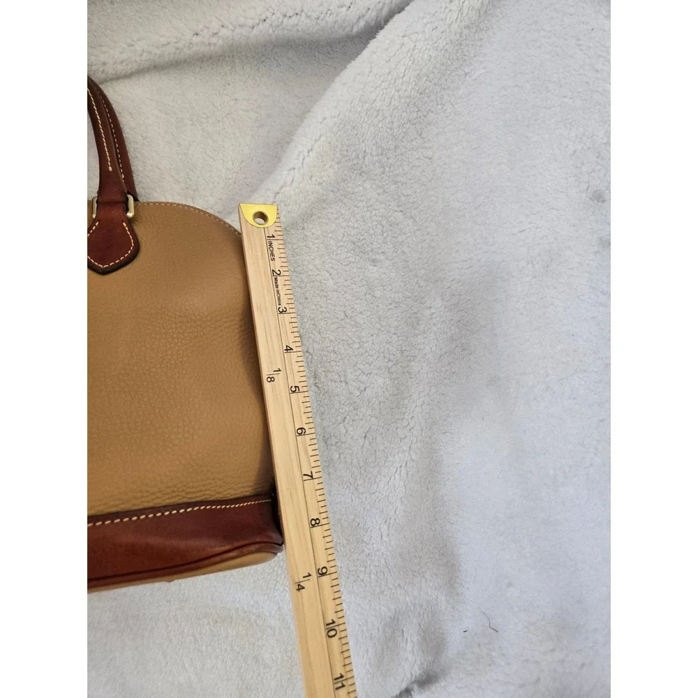 Dooney &‎ Bourke Pebbled Leather Dome Satchel Bag Tan Brown Two Tone Handbag