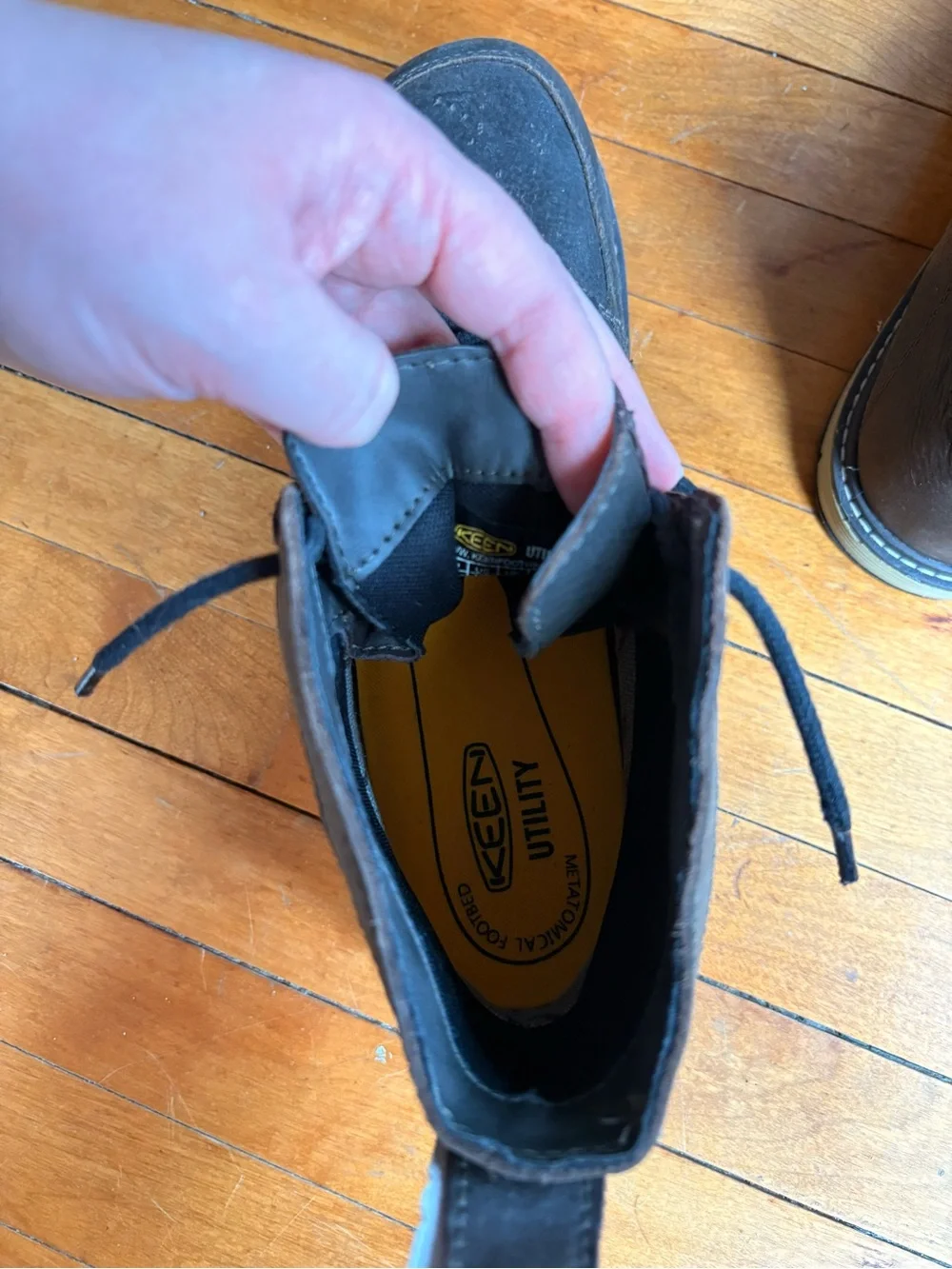 Keen durable dark