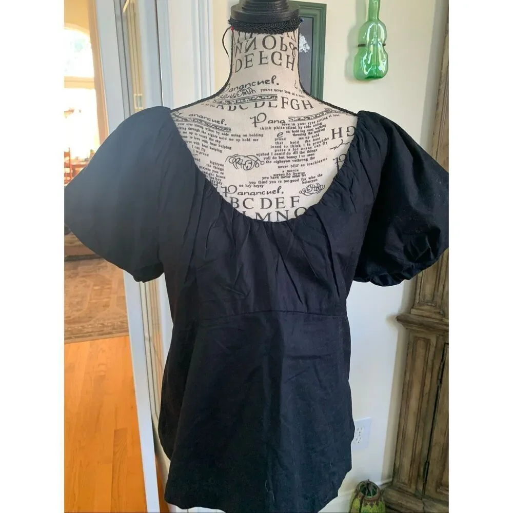 Old Navy puff sleeve
