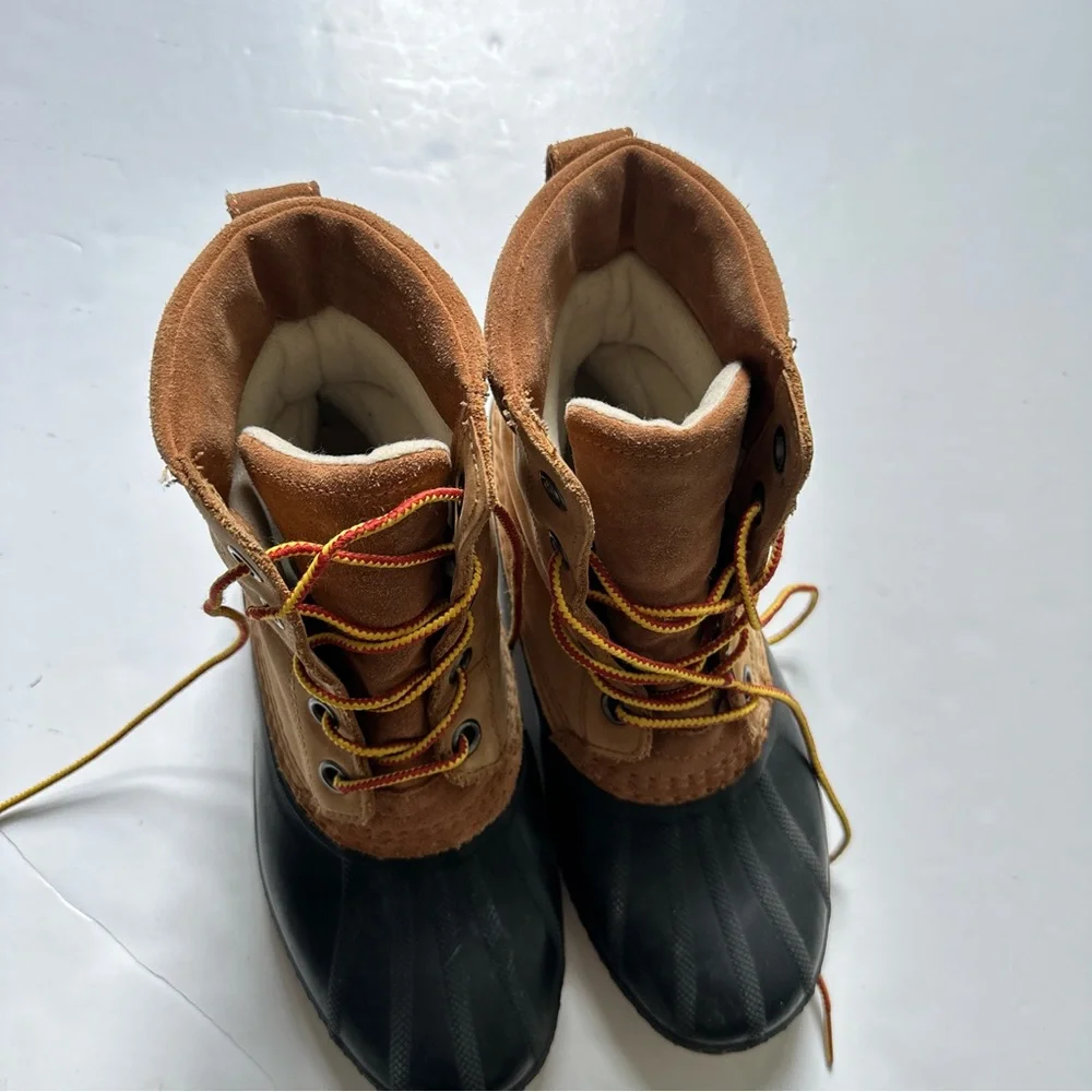 Sorel tobacco black