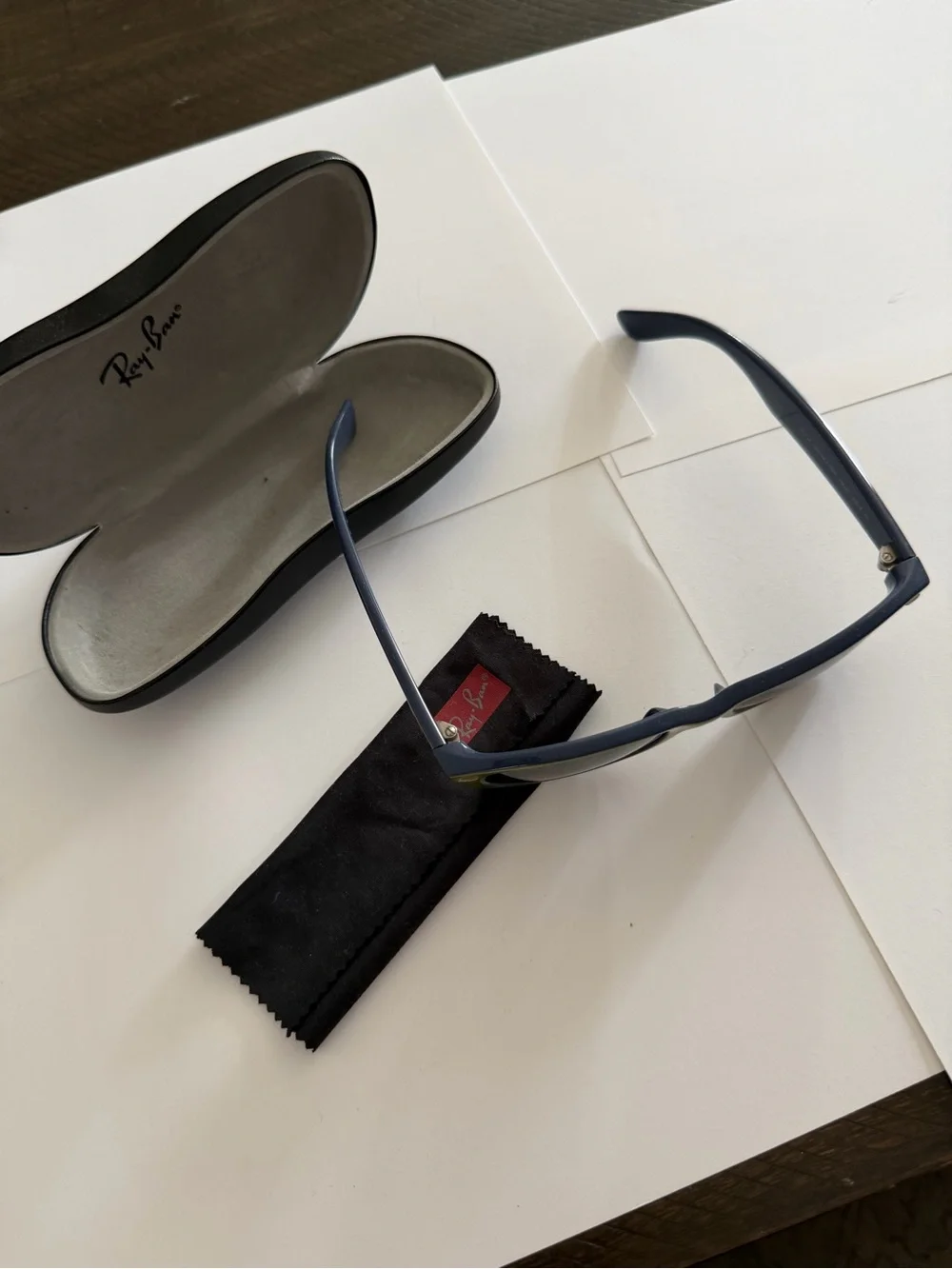 Ray-Ban authentic ray