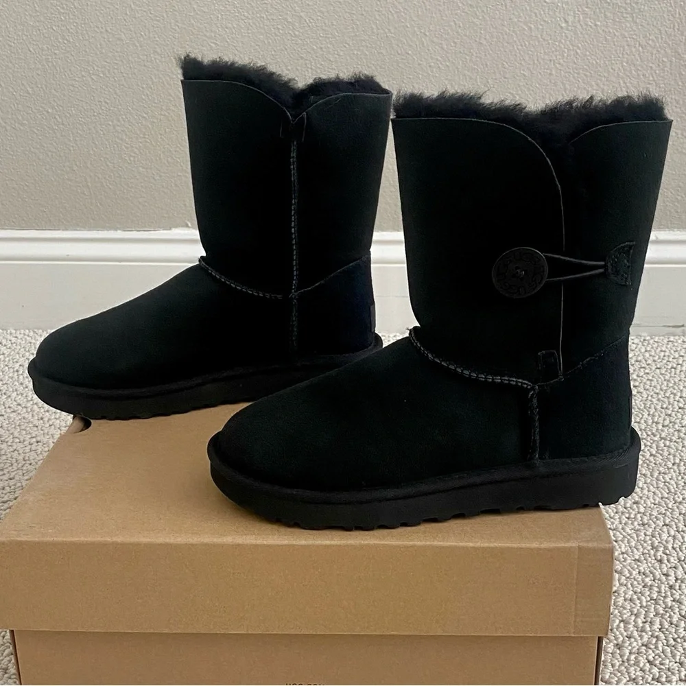 UGG new box