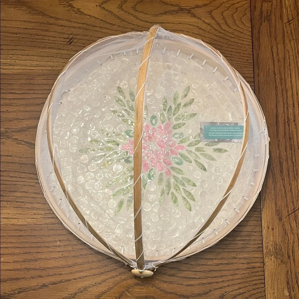 N/A round decorative