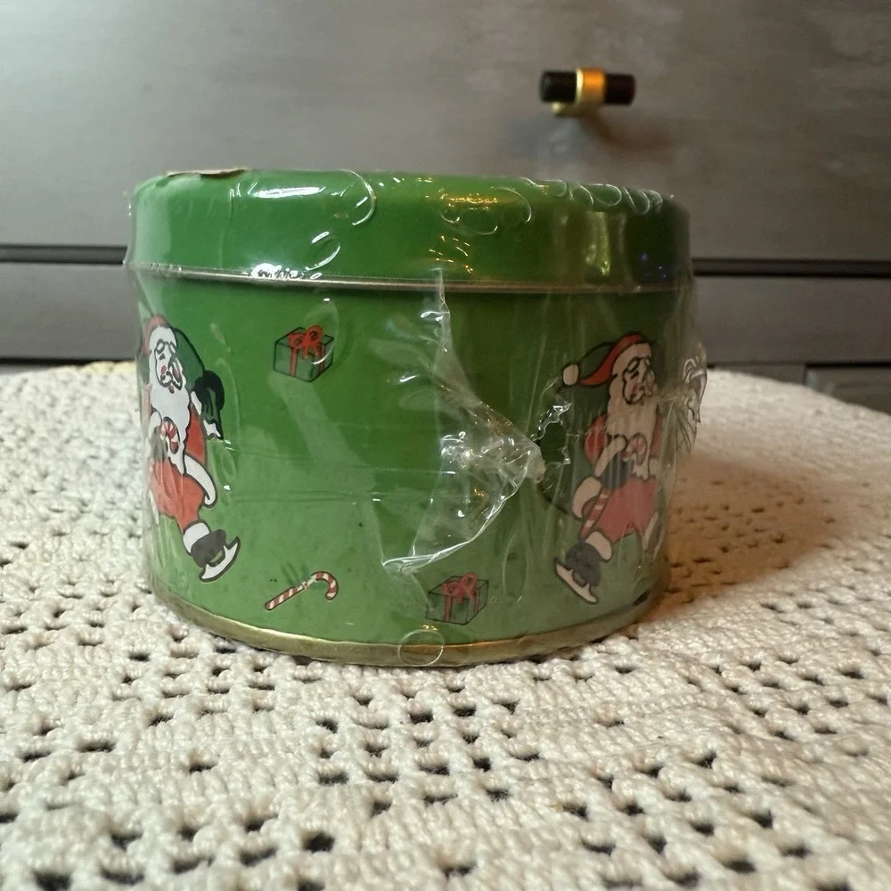 Tin N’ Coasters vintage santa