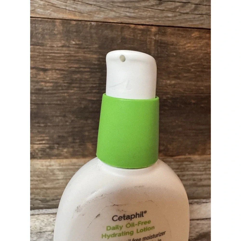 Cetaphil lightweight facial