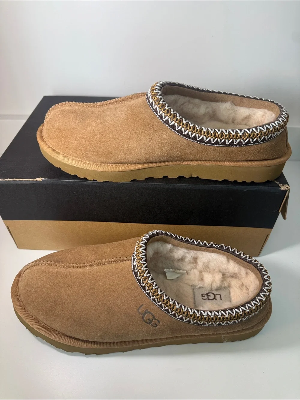 UGG suede slip