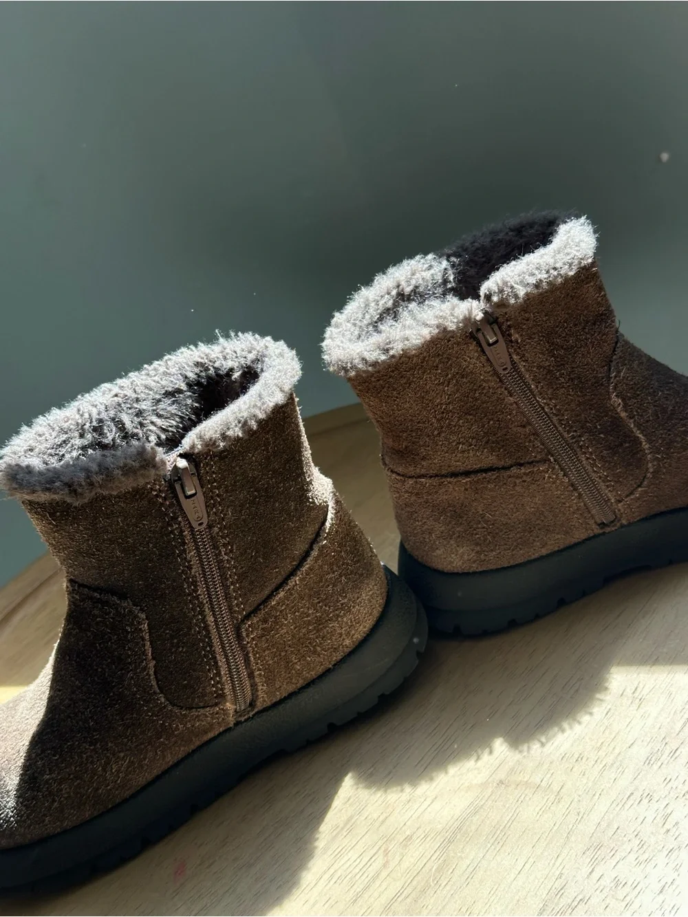 N/A warm durable