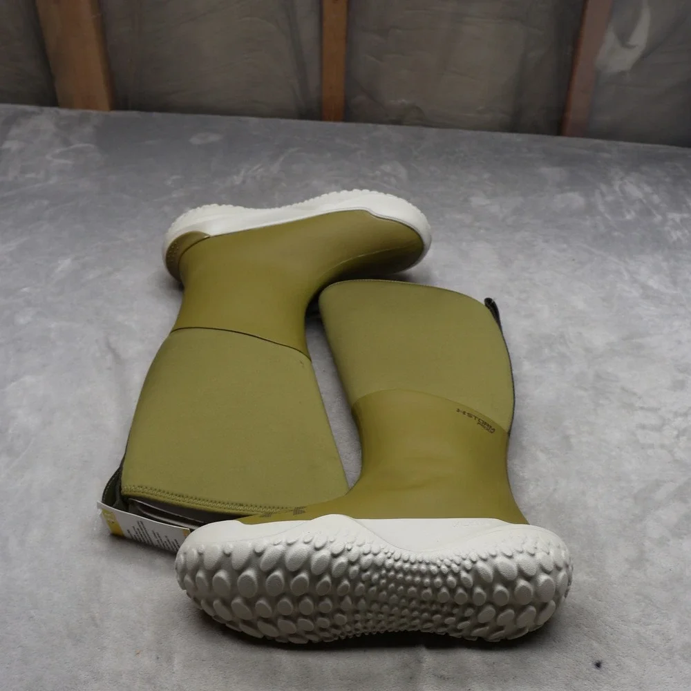Under Armour few blemish