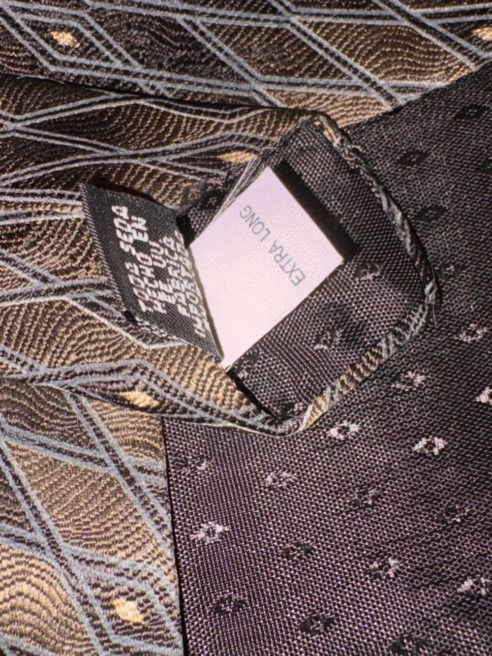 IV Front Green / Black Geometric Men's Extra Long Tie 4