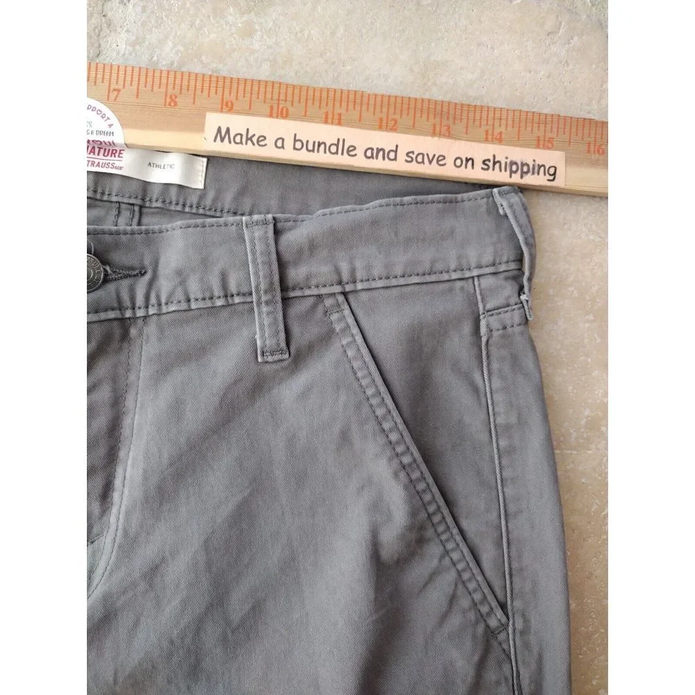 Levis elevate your