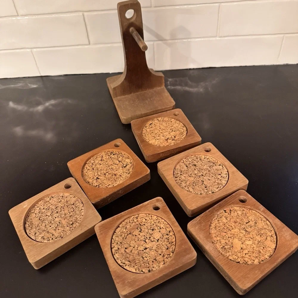The Unbranded Brand vintage wood