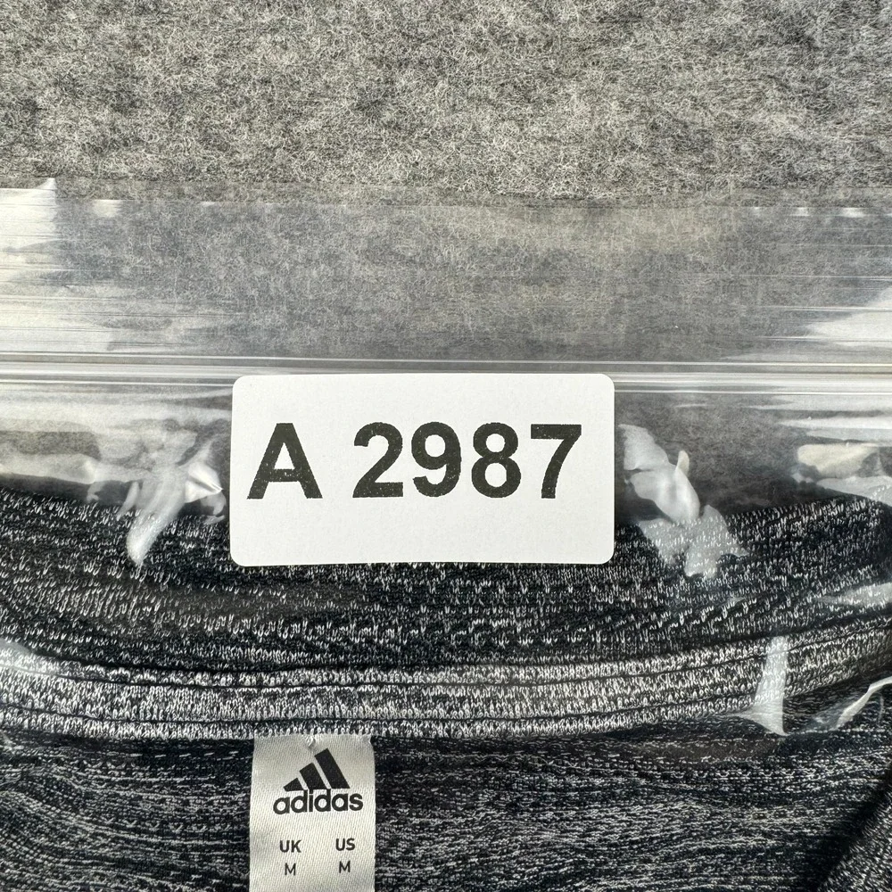 adidas item gradient