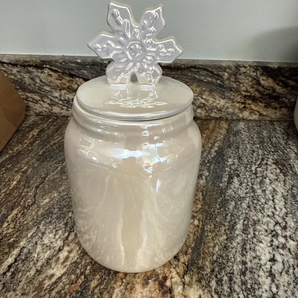 Rae Dunn canister snowflake