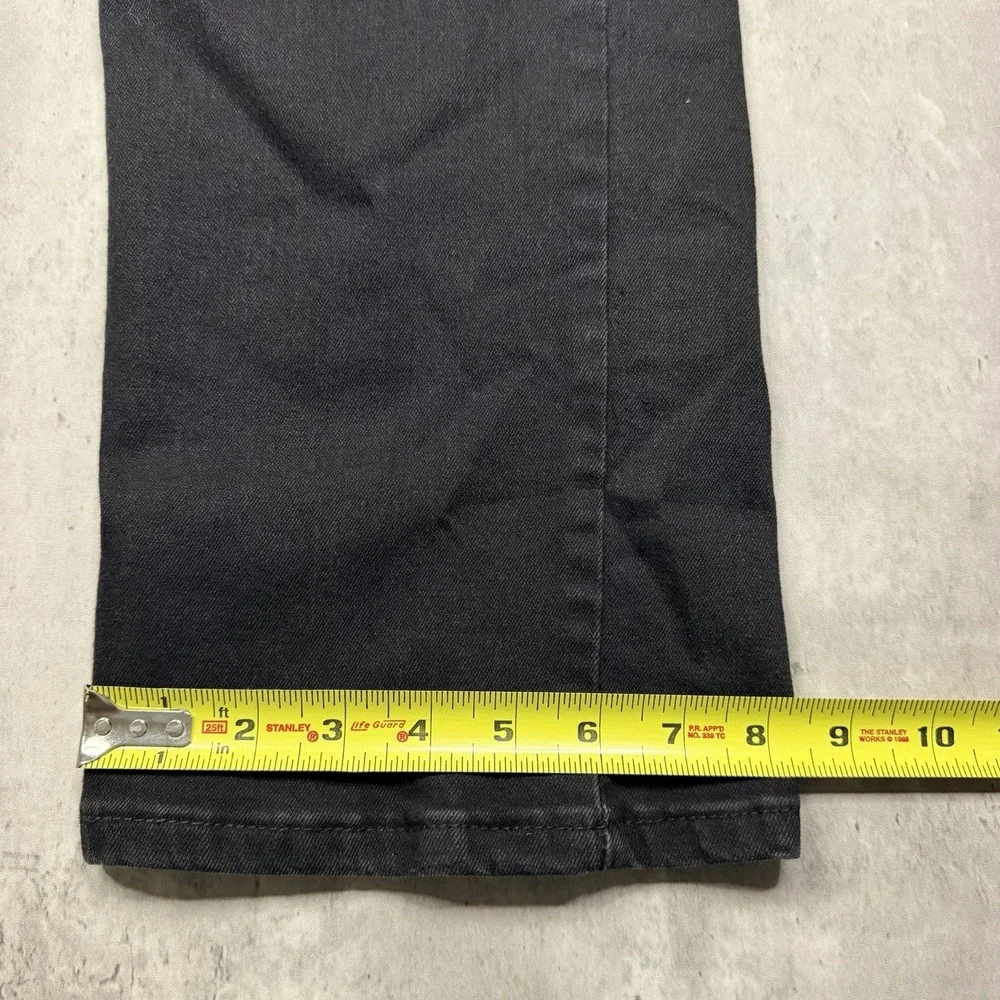 Levis ready ship