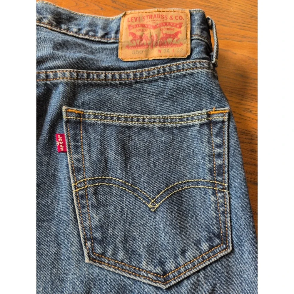 Levis levi 550