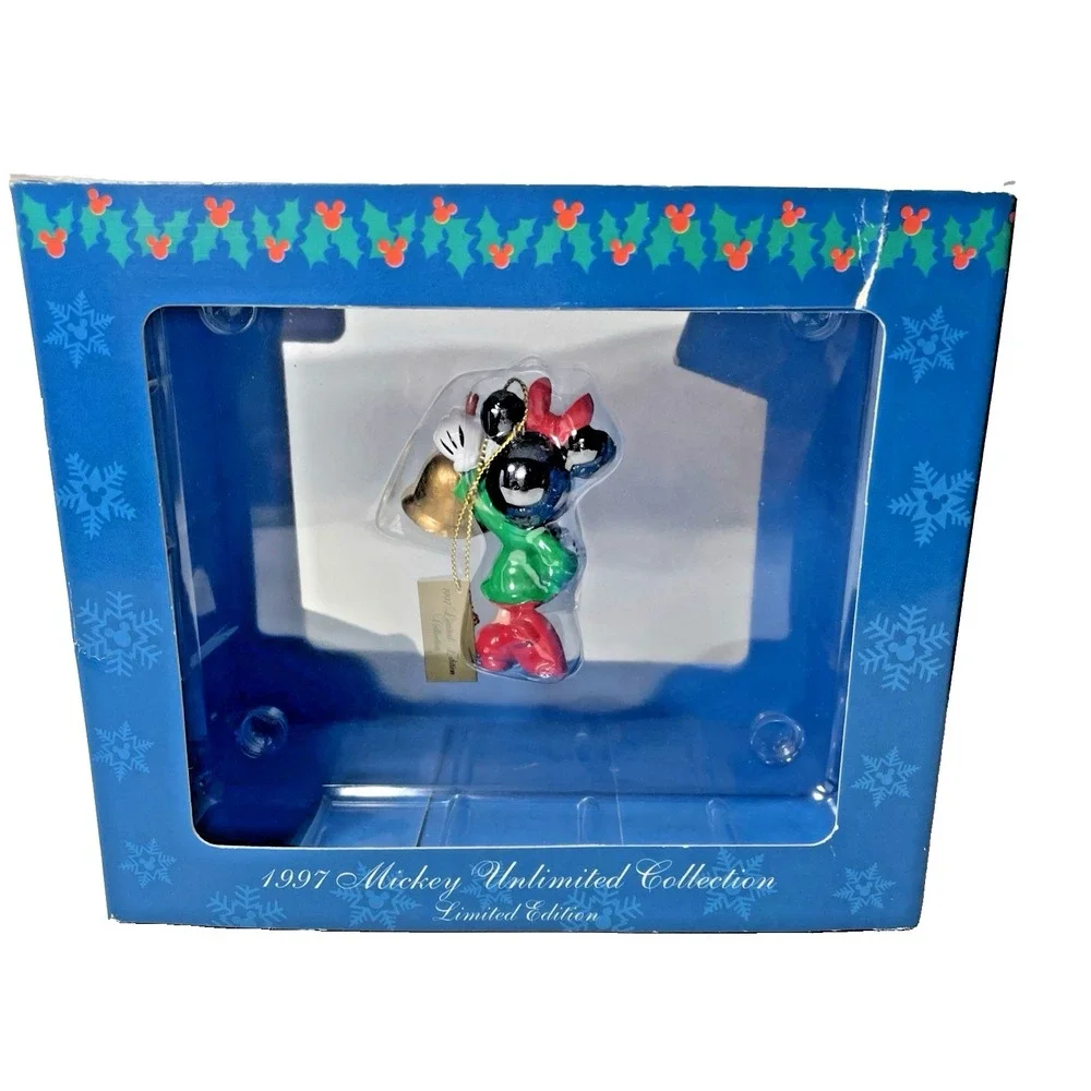 Mr Christmas celebrate magic