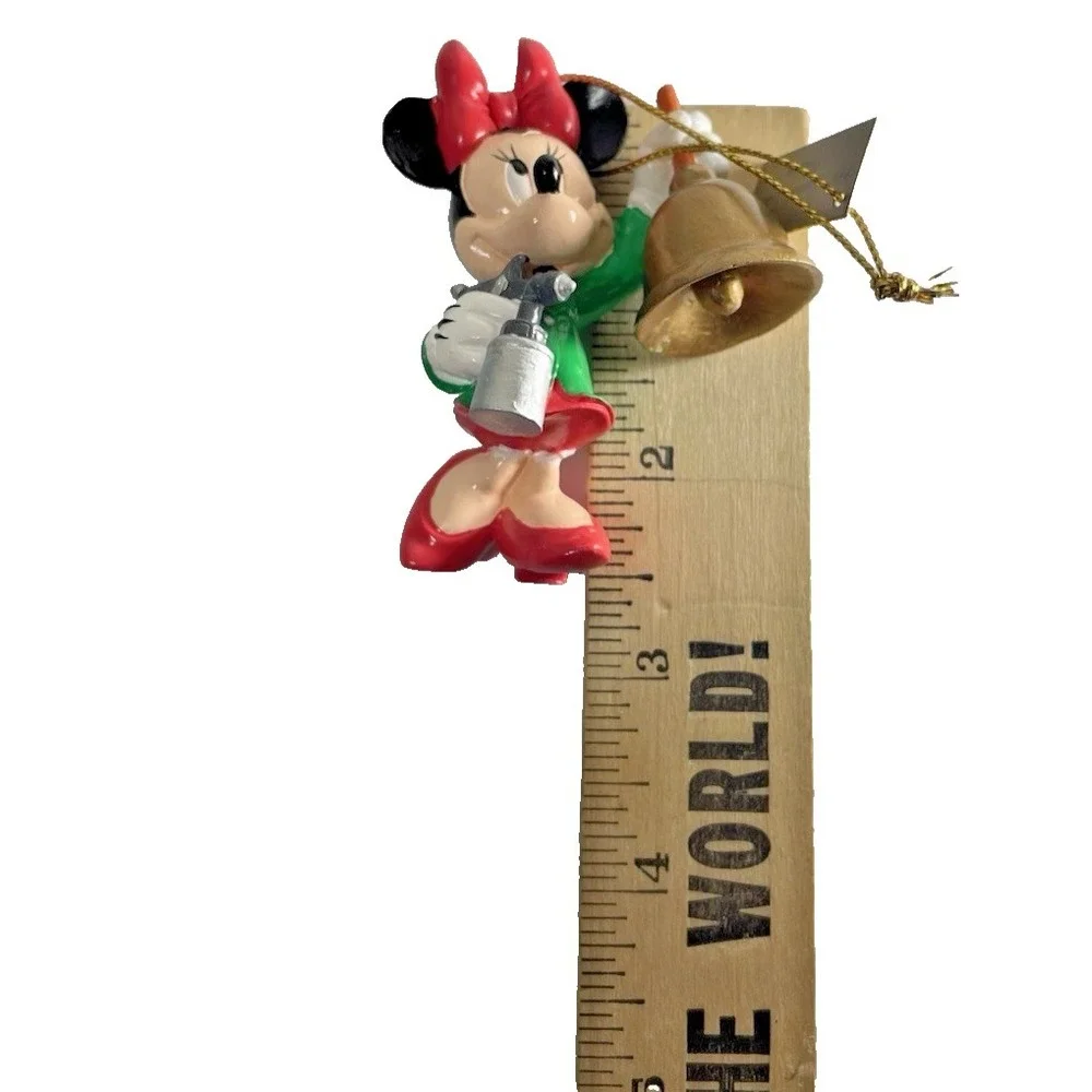 Mr Christmas celebrate magic