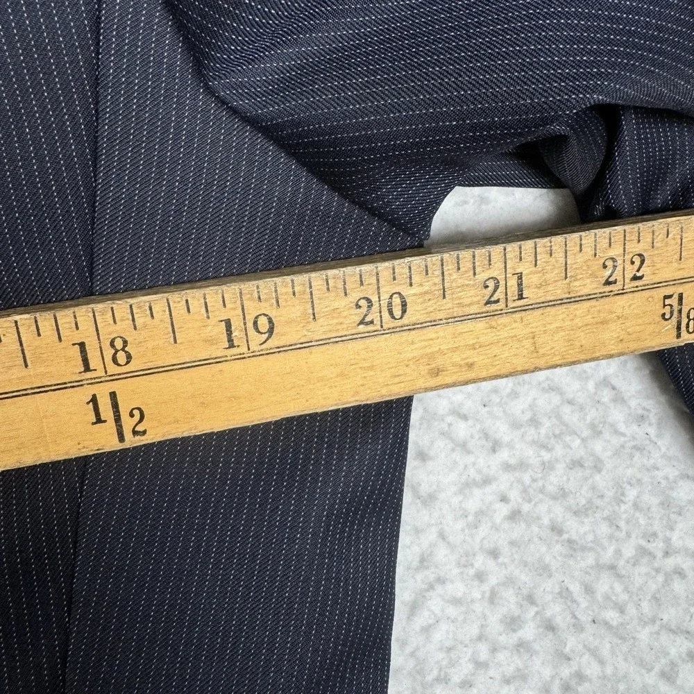 Suitsupply pure wool