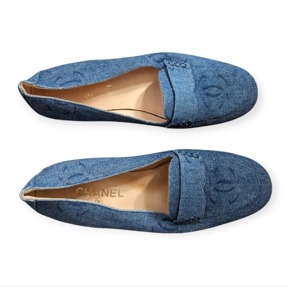 CHANEL size 10
