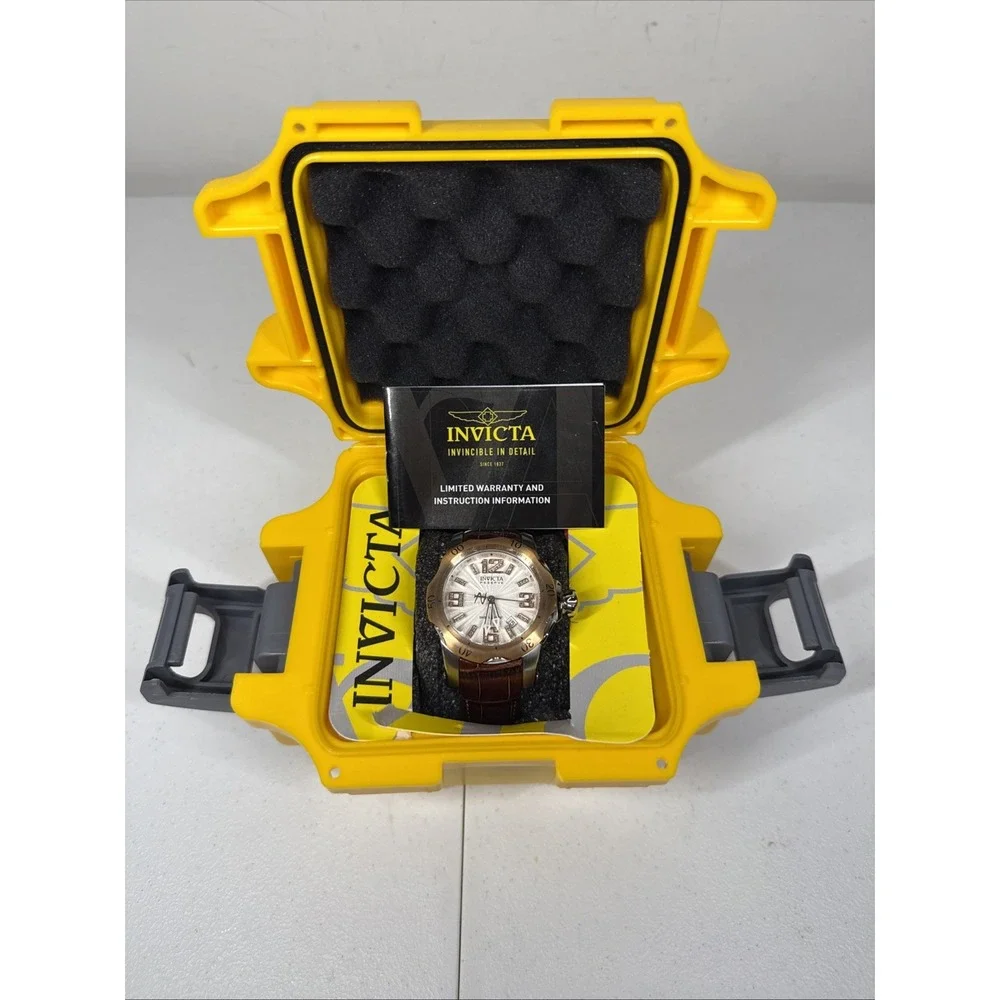 Invicta -‎ VENOM - Diamond EDITION  Swiss 515  Cream Dial - 52 Stones mens watch