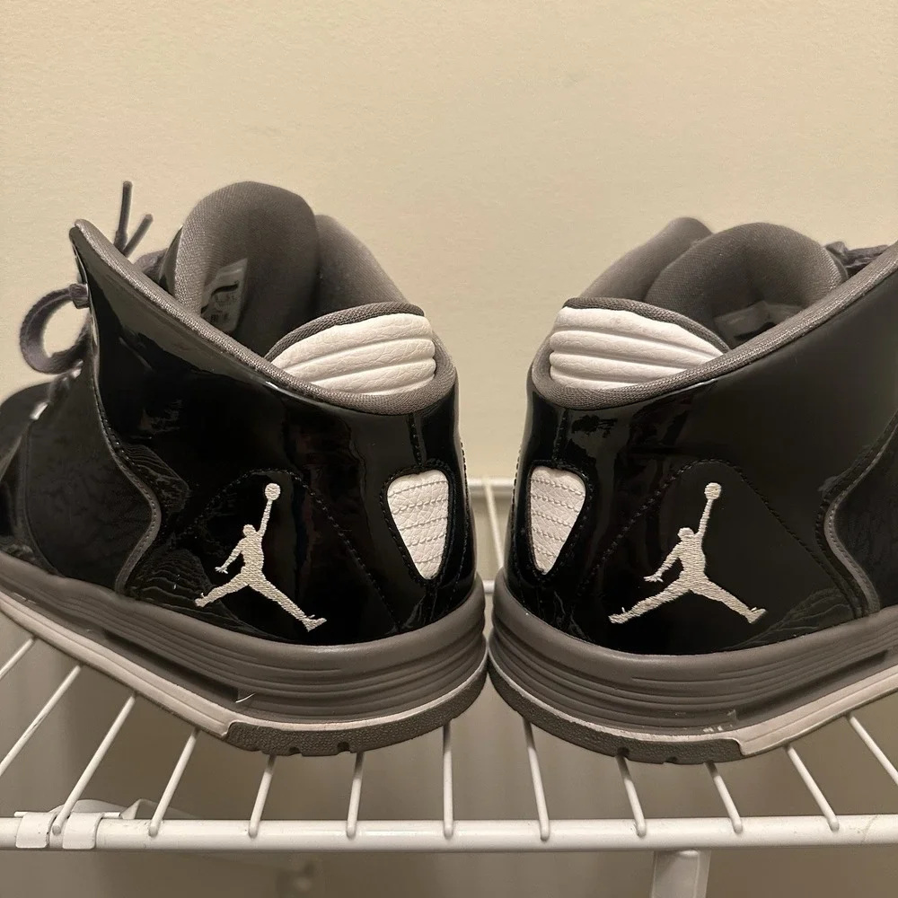 Nike air jordan
