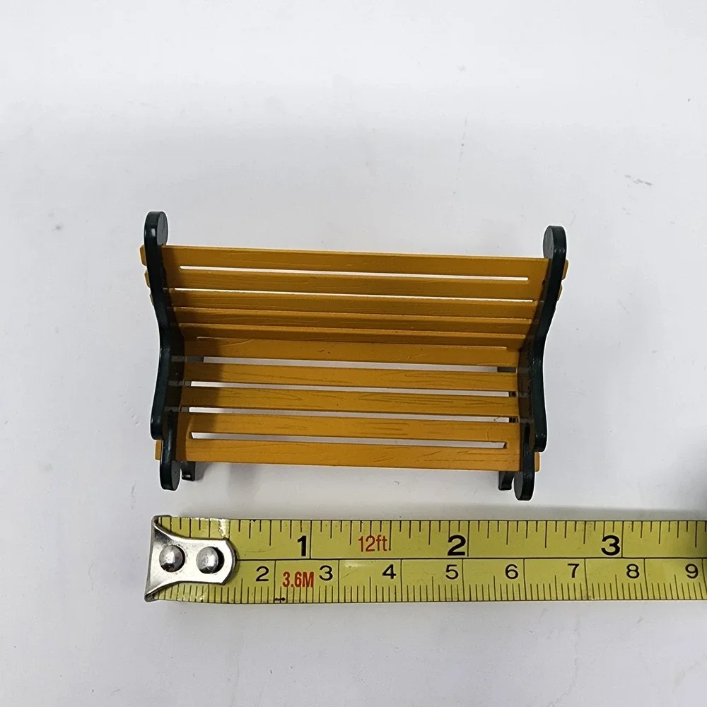 Department 56 Village Wrought Iron Park Bench Yellow Green Metal Accessory 52302