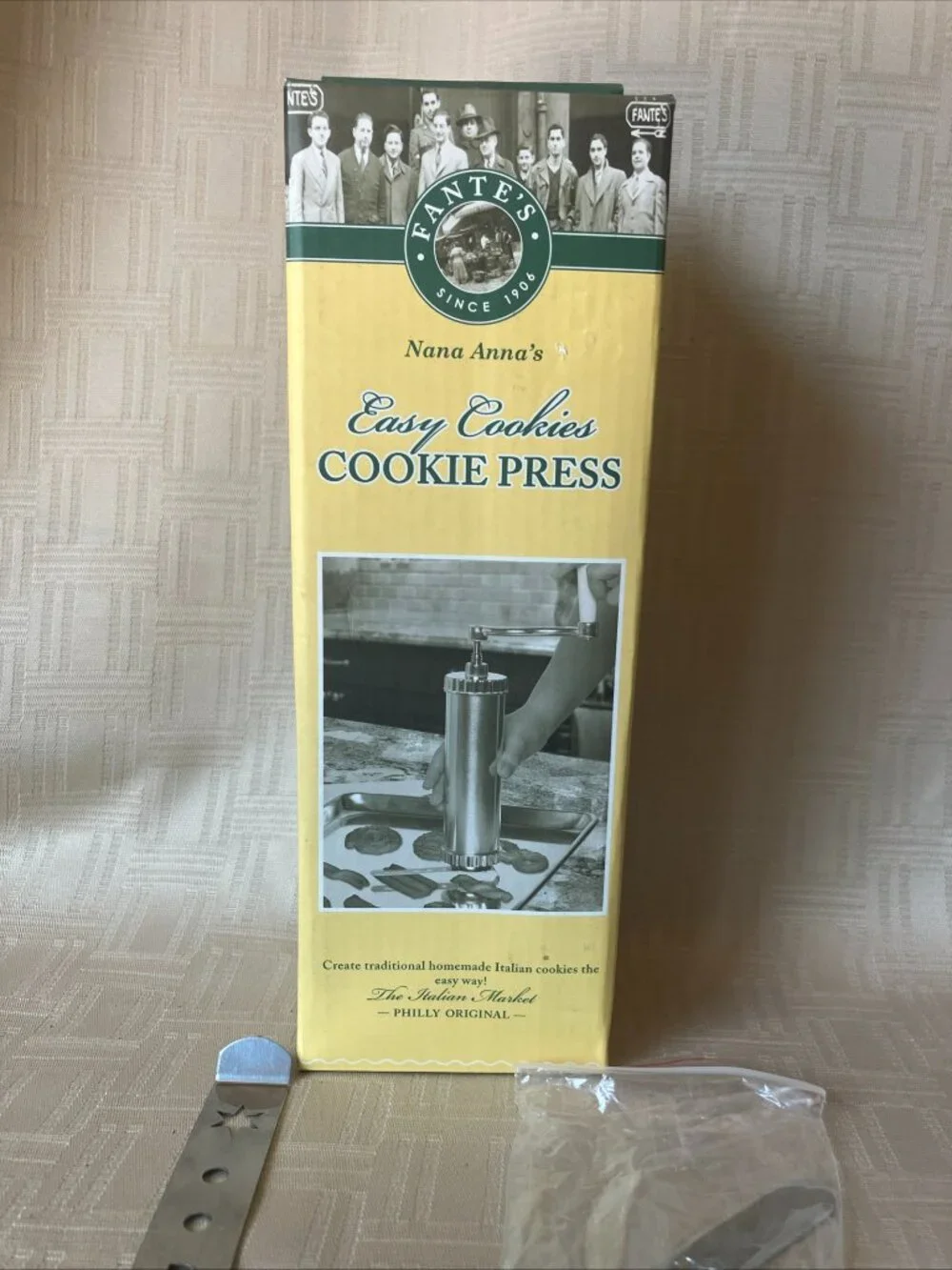 Fantes cookie press open
