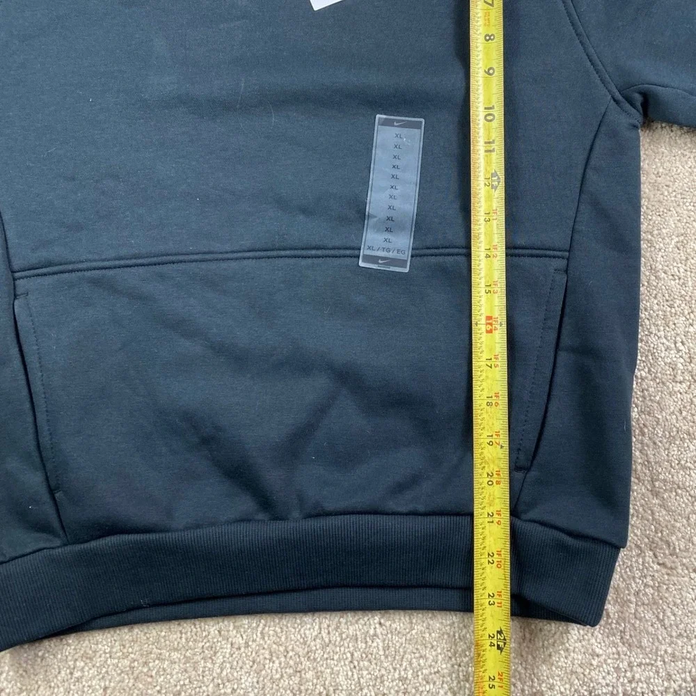 Nike sportswear pullover