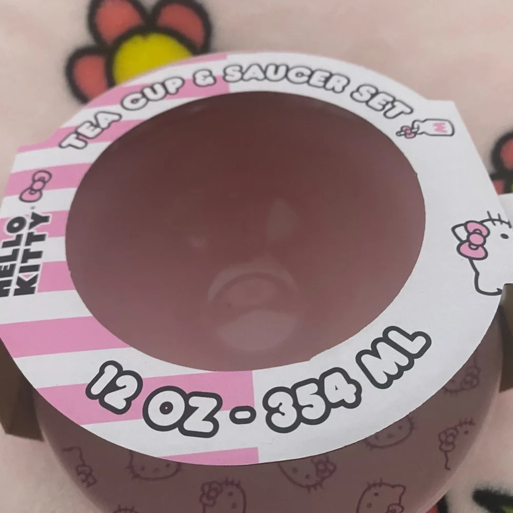 Hello Kitty charming tea