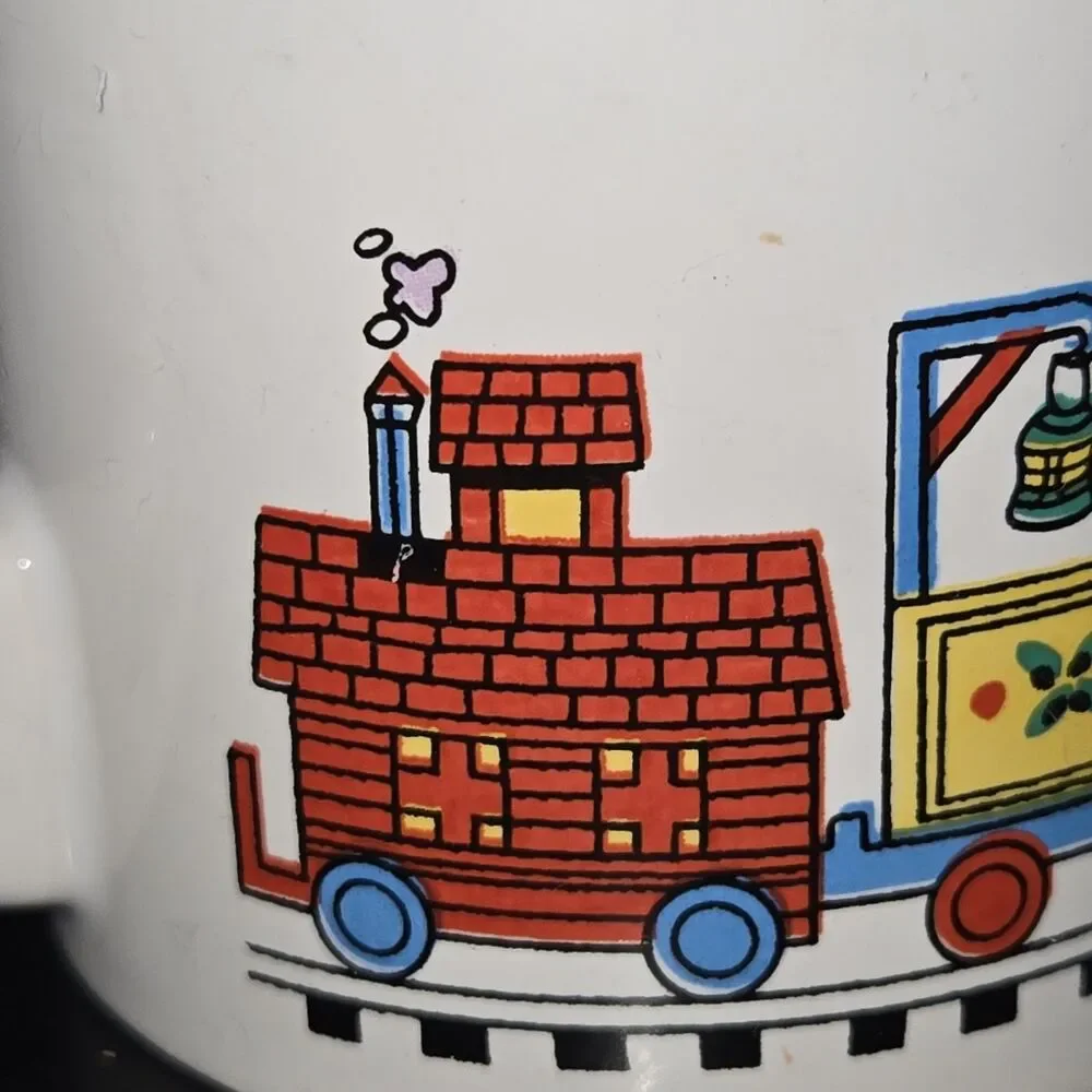 Unbranded vintage ceramic