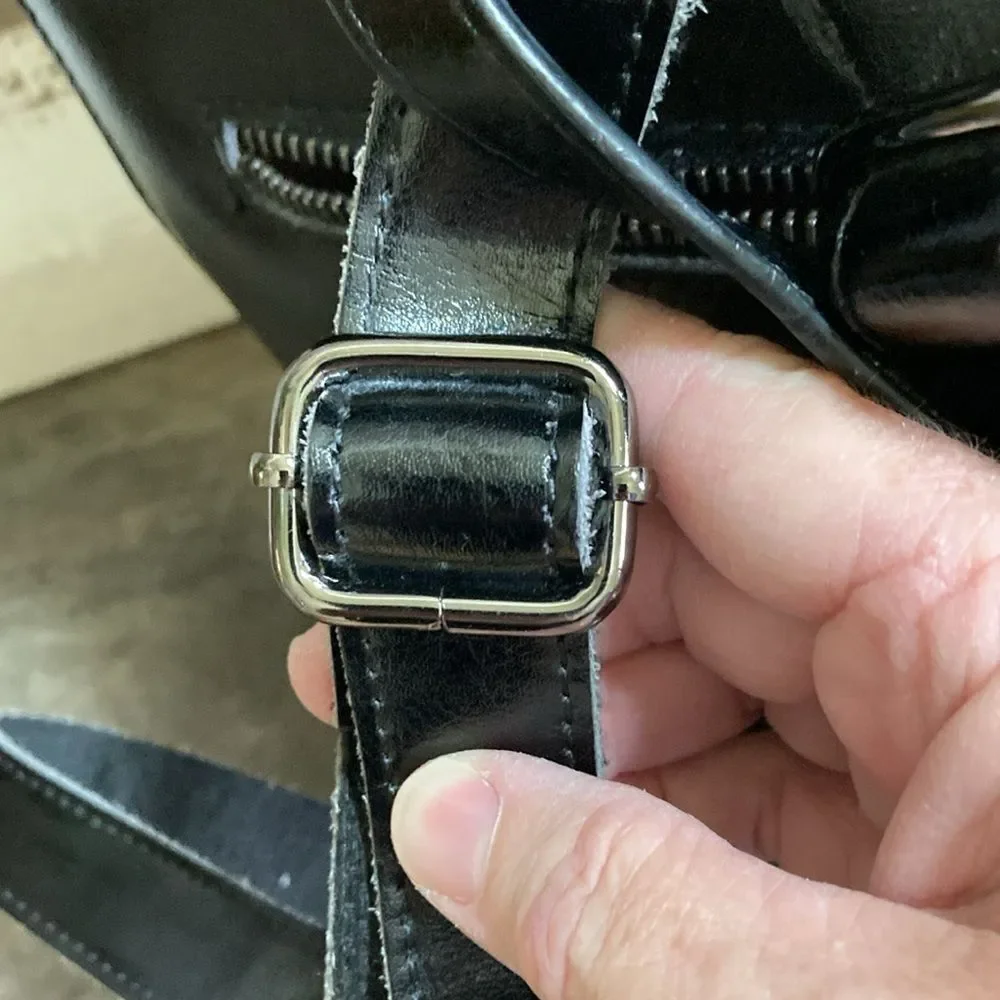 Heshe black leather