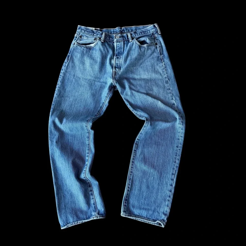 Levis 501 Original Fit Blue‎ Denim Jeans W32 L29 Distressed