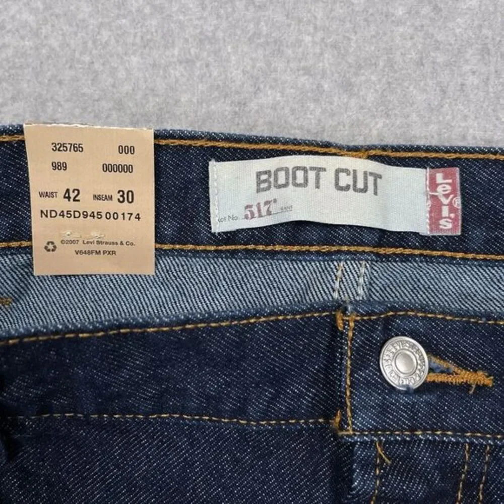 Levis guidelines red