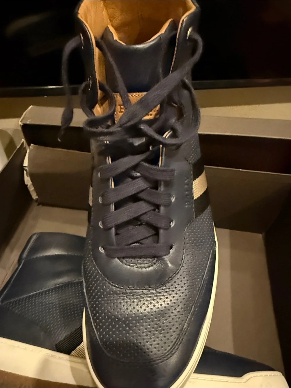 Bally image shows