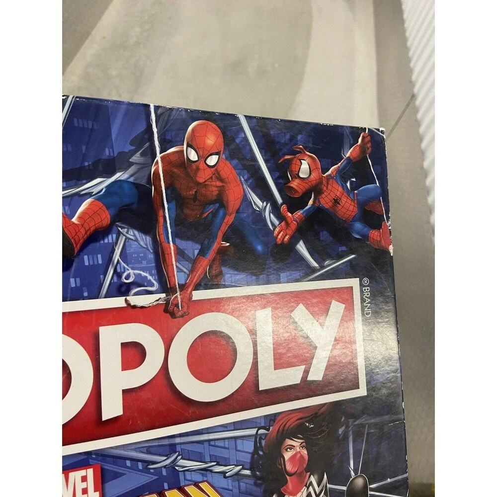Hasbro monopoly marvel