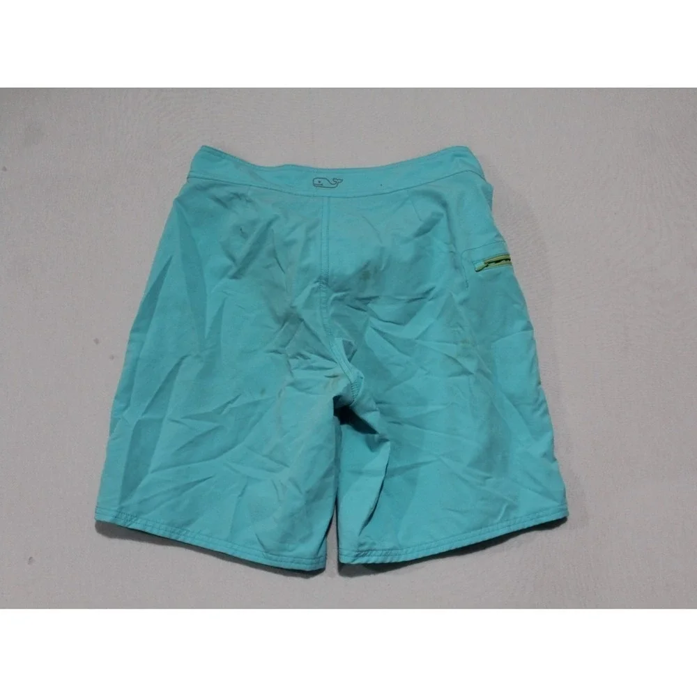 Vineyard Vines lightning fast