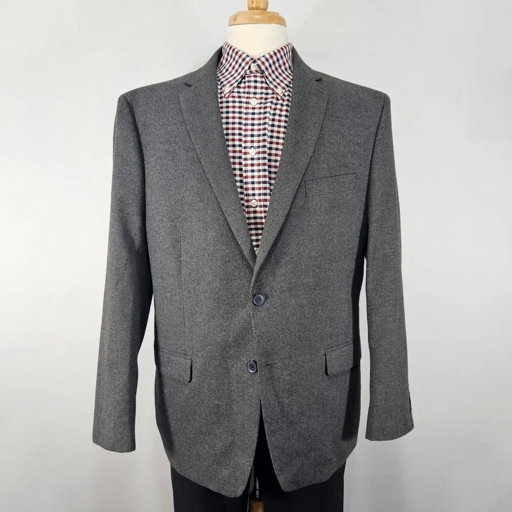 Michael Strahan Collection Men's‎ Sport Coat Blazer Two Button Gray Flannel 46R