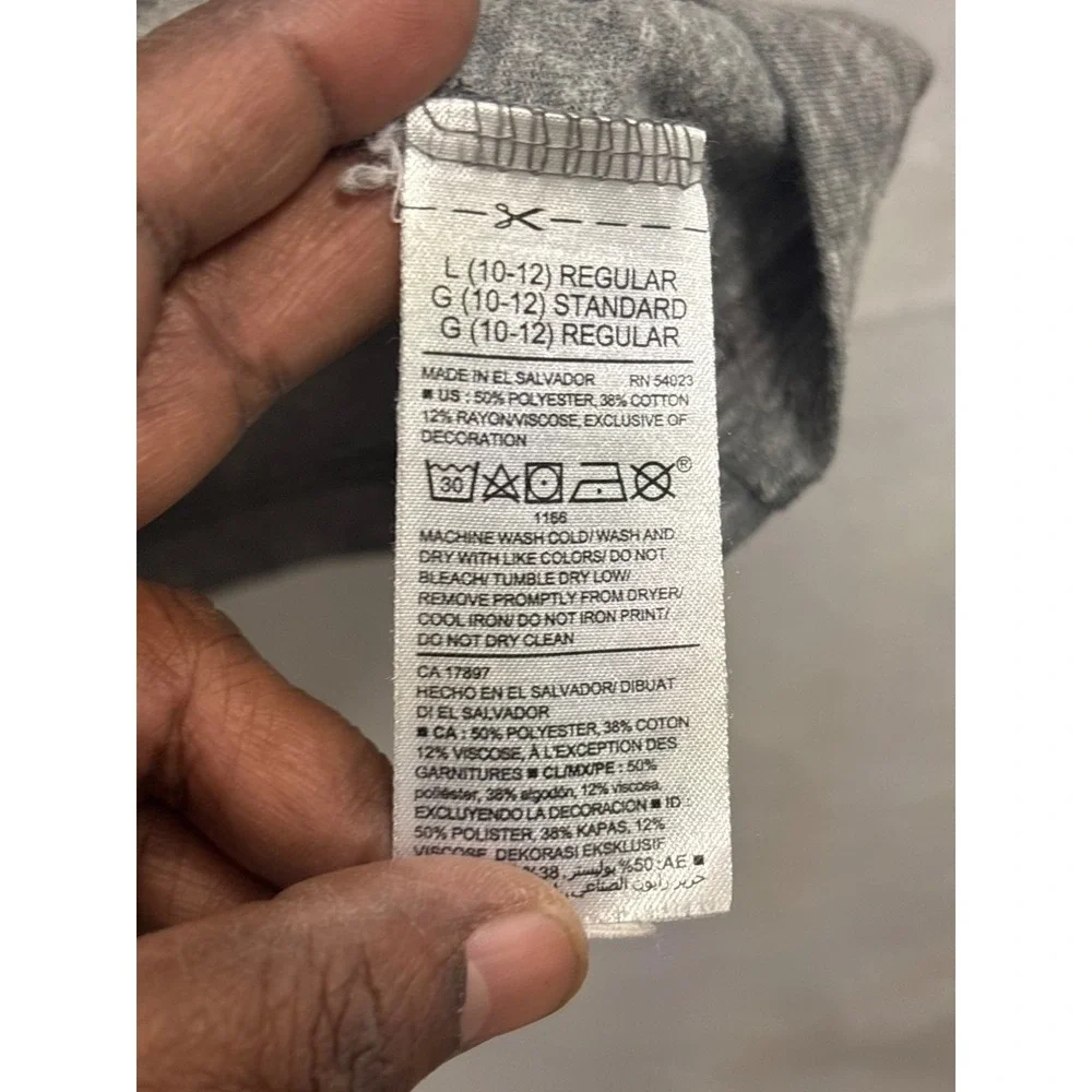 Old Navy this pokemon