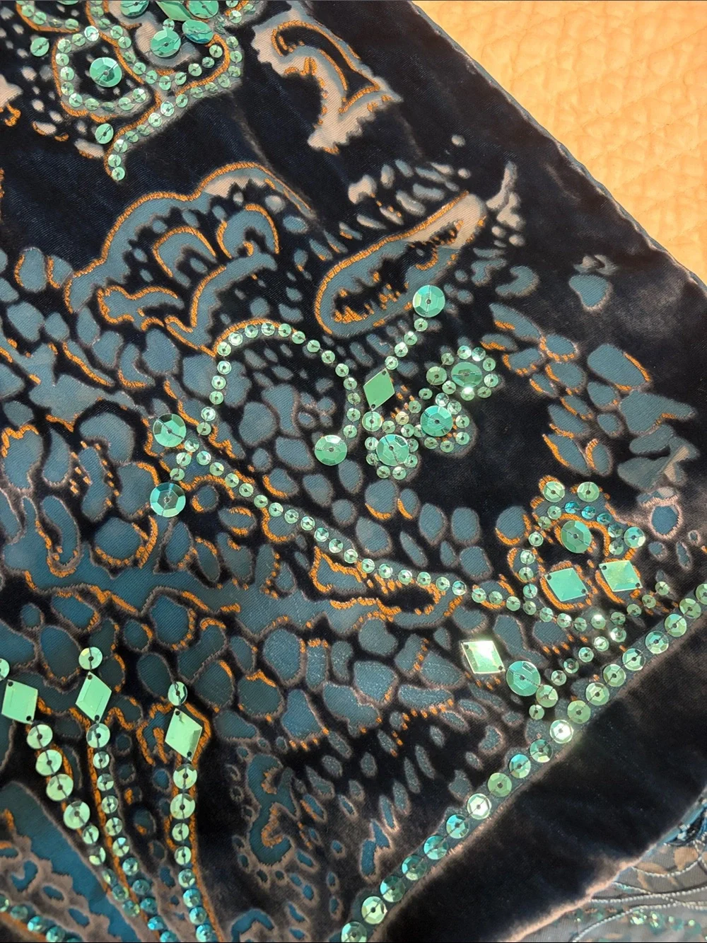 Liz Claiborne velvet shawl