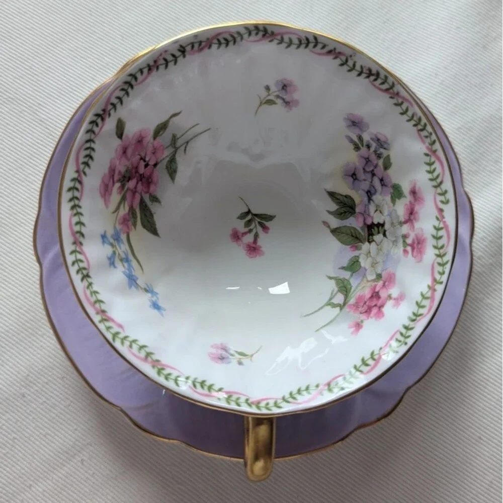 Shelley vintage bone