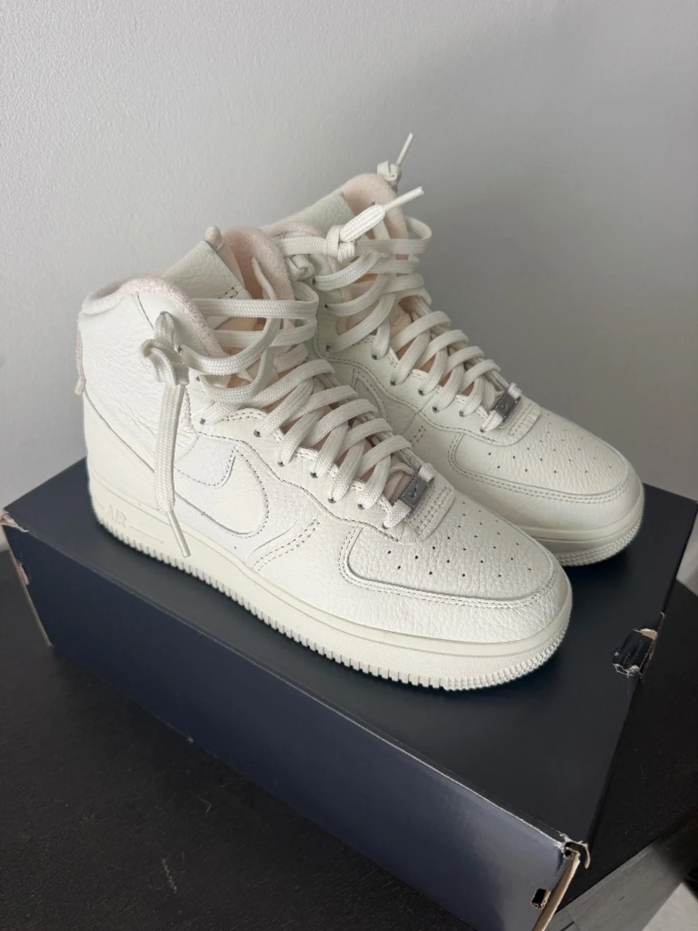 Nike hi…i’m cleaning