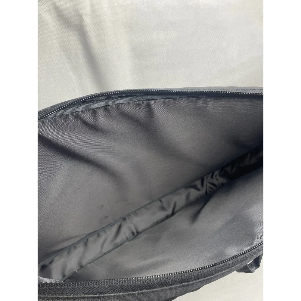 Belkin Soft Laptop Case 16