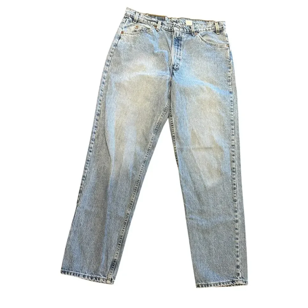 Levis straight leg