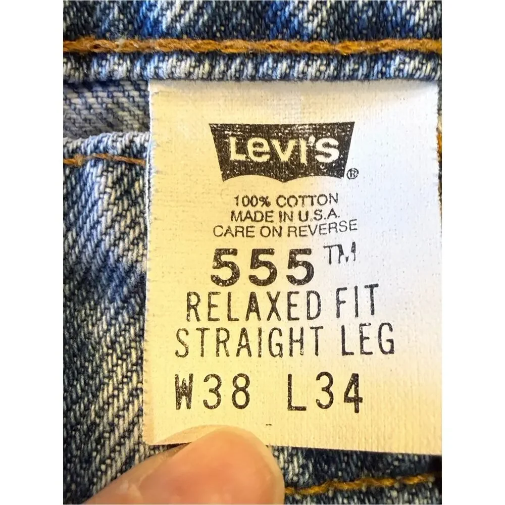 Levis straight leg