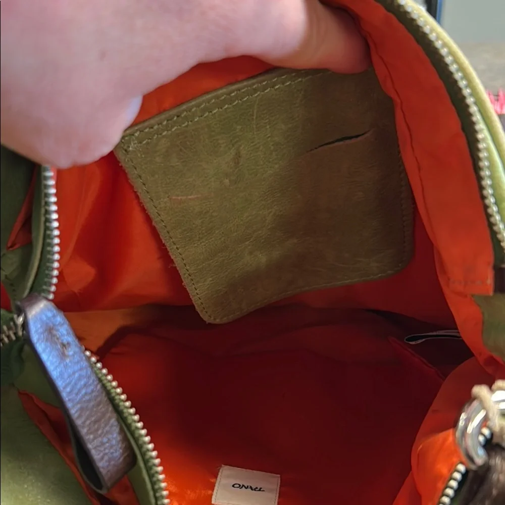 Tano stylish crossbody