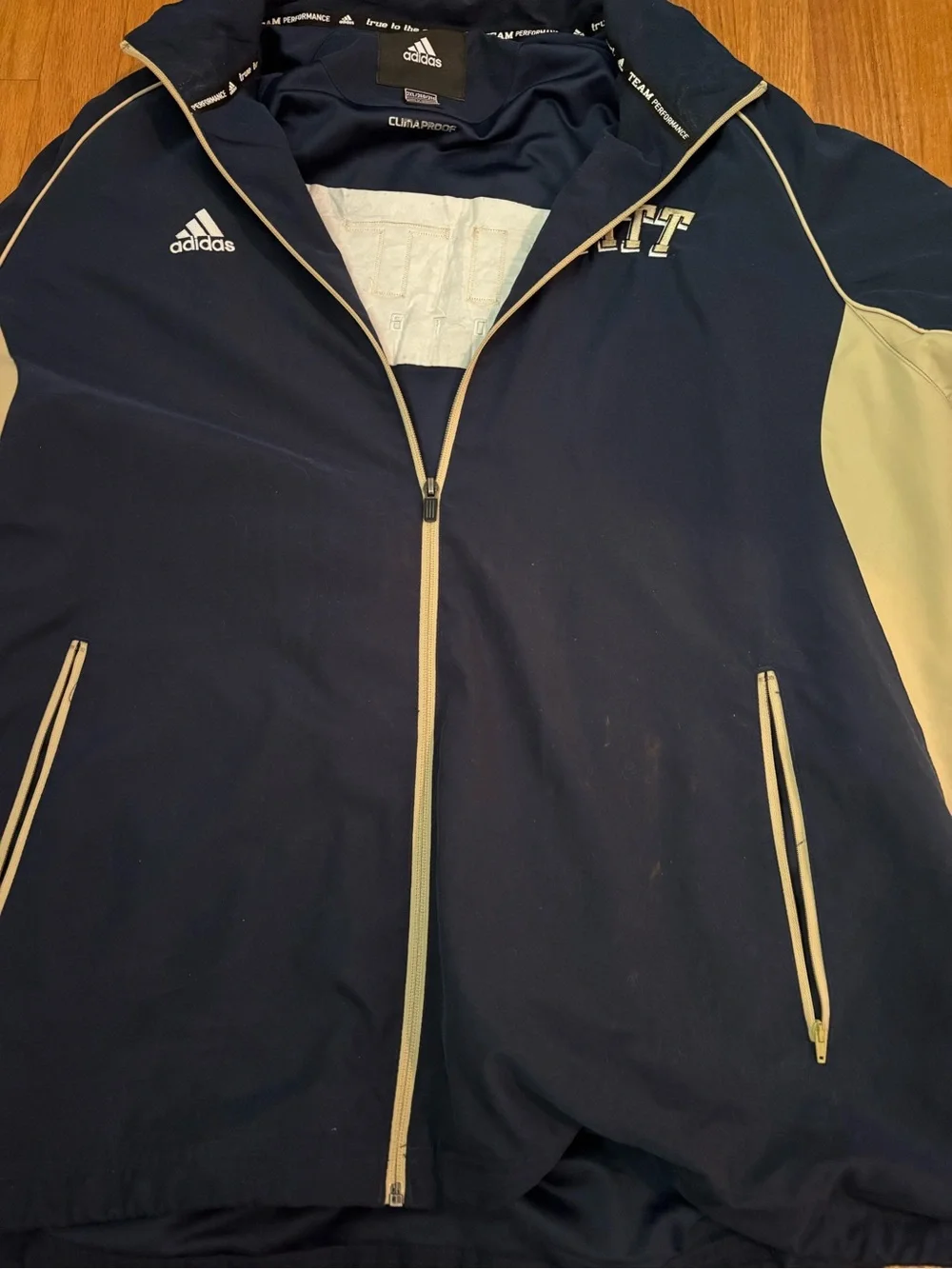 adidas lightweight windbreaker