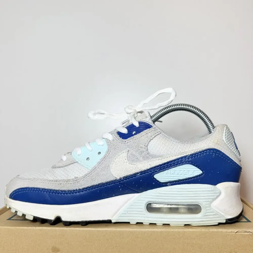 Nike step up